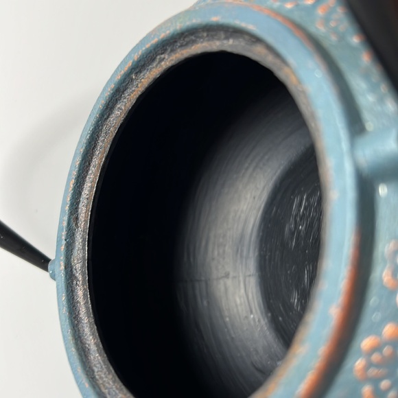 Japanese Cast Iron Floral Teapot with Copper Accents 💕 - Picture 9 of 10